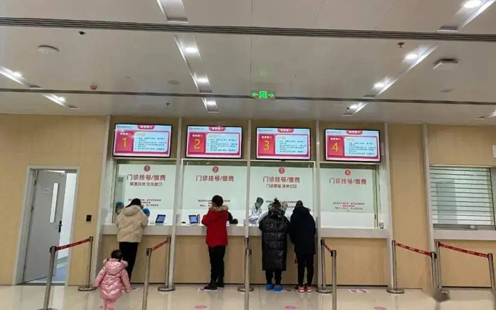 大家在選擇醫(yī)療門時，關(guān)鍵要考慮一下幾個方面